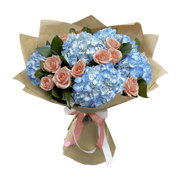 Bouquet dhortensias et de roses
